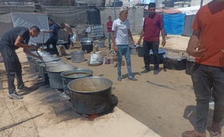 Türk Kızılay, Gazze'de 'sıcak yemek' dağıtımına yeniden başladı