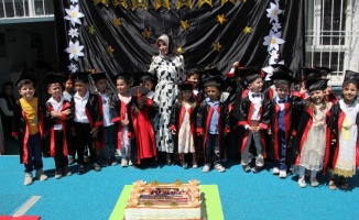 Yeşilli Zübeyde Hanım Anaokulu'nda mezuniyet töreni düzenlendi