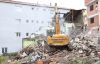  Çayırova'da metruk bina yıkıldı