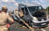 Minibüs bariyerlere çarptı: 2 ölü, 3 yaralı